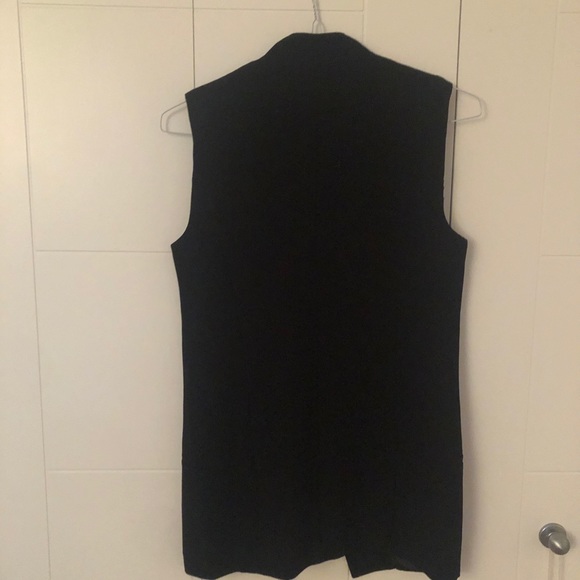 Forever 21, black vest - Picture 2 of 2